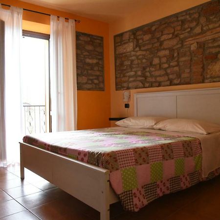 Villa La Casa Di Valerio à Montabone Extérieur photo