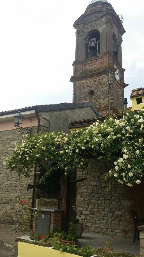 Villa La Casa Di Valerio à Montabone Extérieur photo
