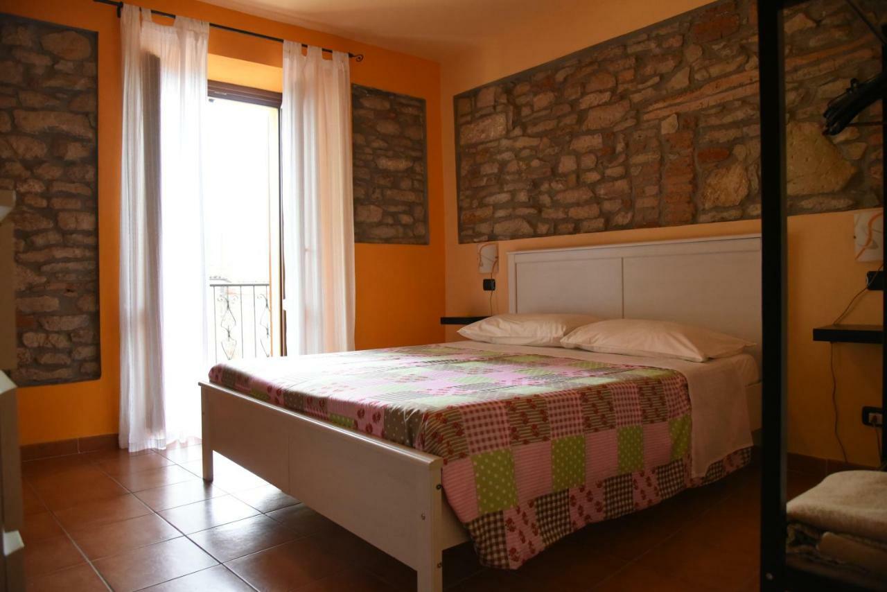 Villa La Casa Di Valerio à Montabone Extérieur photo